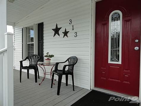 BEAUTIFUL FRONT DOOR