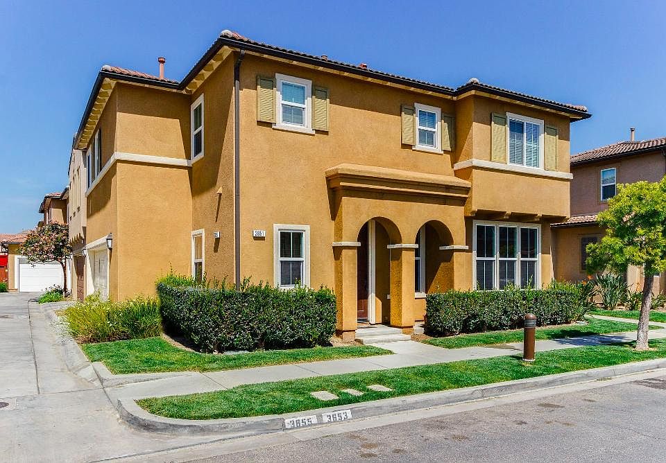 1st image of 3651 W Medici Ln