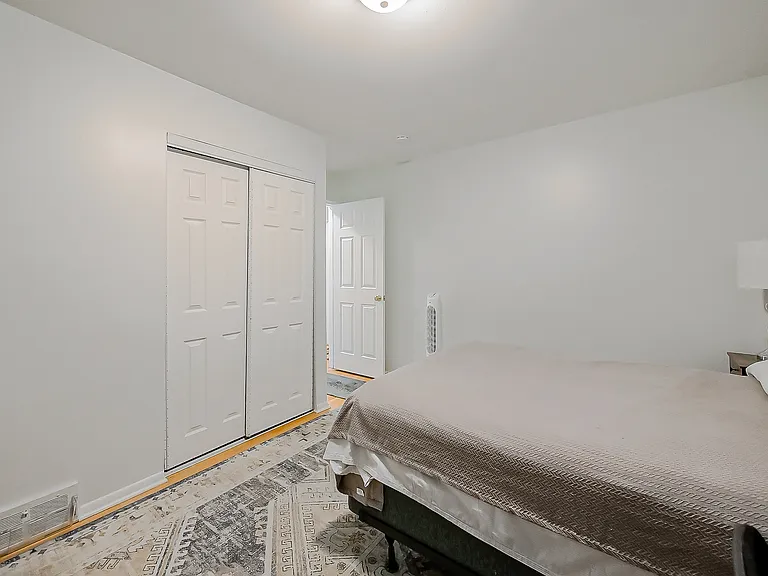 29221 Mark Ave — Photo 6