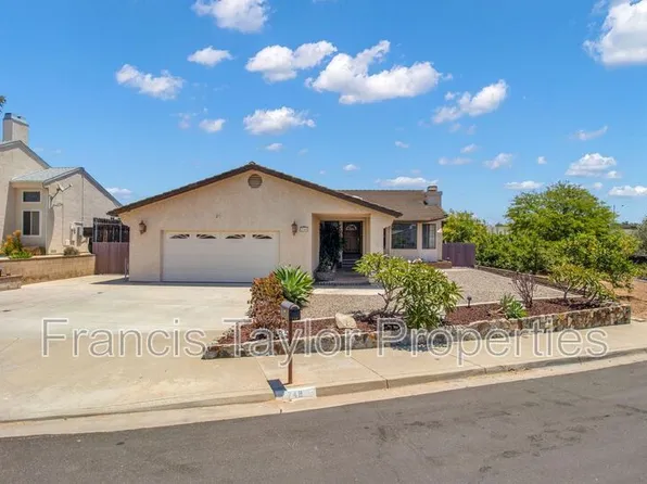 749 Flagstone Ct, San Marcos, CA 92069