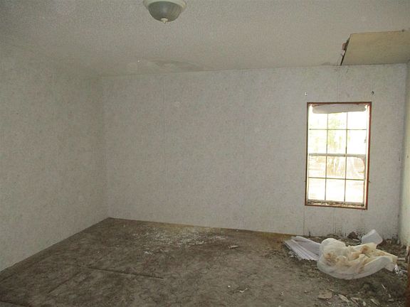 5th image of 478 NE 434th St