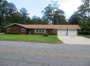 308 Camellia Dr, Moultrie, GA 31768