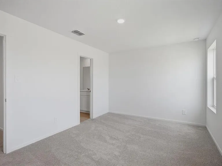 862 Lynx St — Photo 14