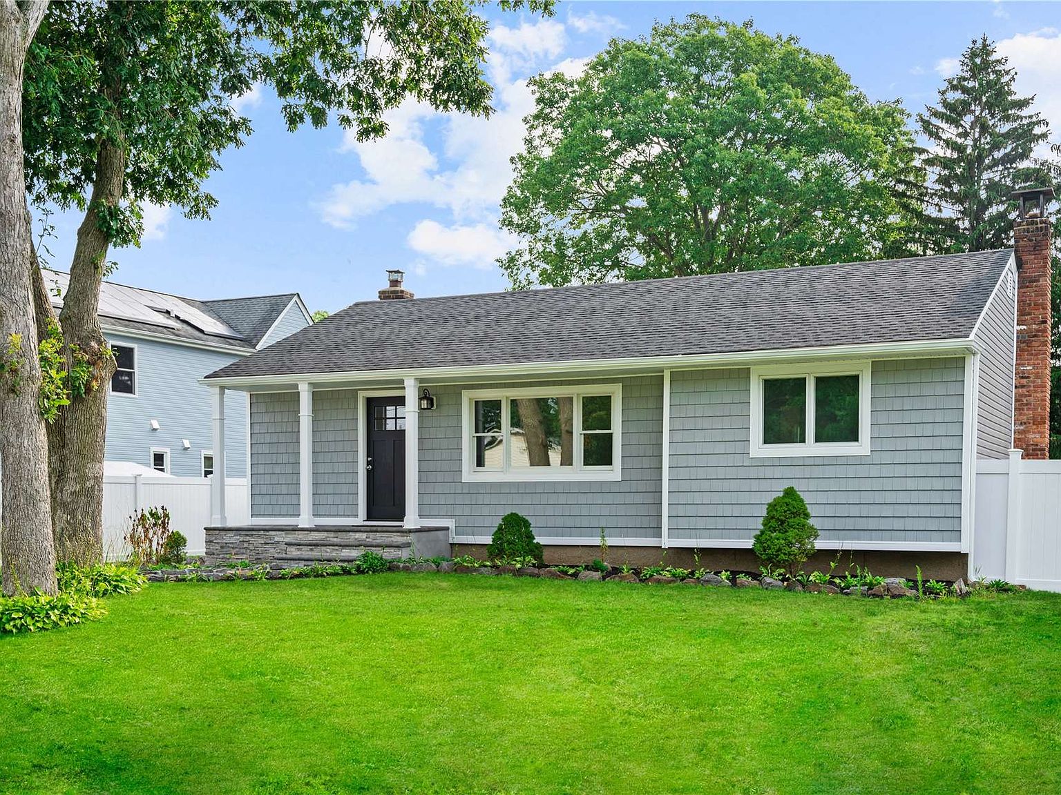 89 Beatrice Avenue West Islip NY 11795 Zillow