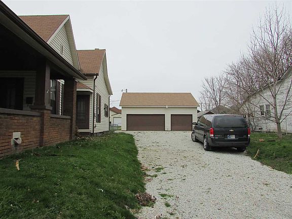 3rd image of 573 W Wilson Ave