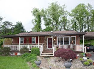 1810 Hays Ln, Williamsport, PA 17701