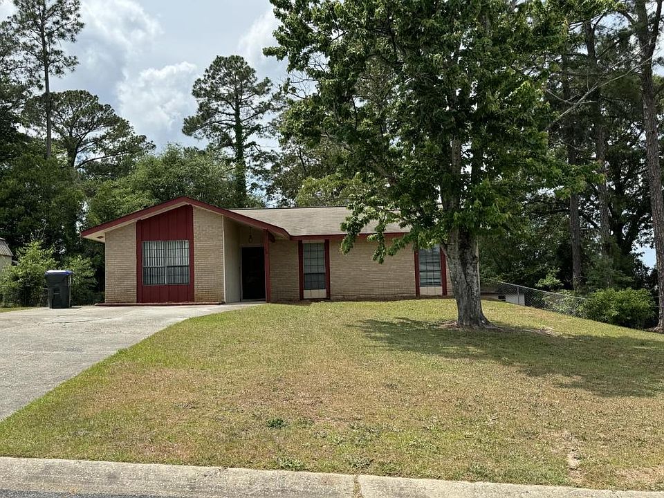 1st image of 107 Turtle Creek Dr