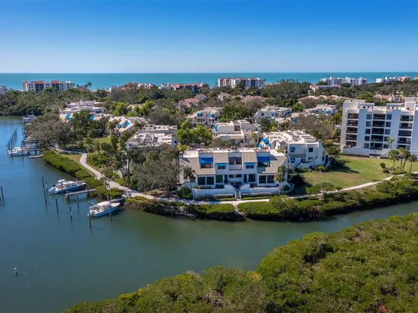 1918 Harbourside Dr Unit 902, Longboat Key, FL 34228
