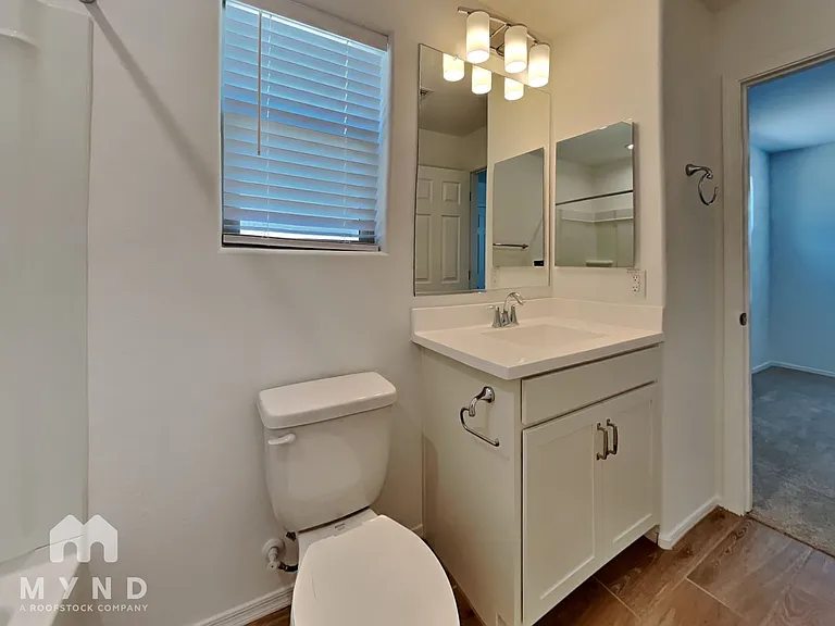 10758 W McKinley St — Photo 18