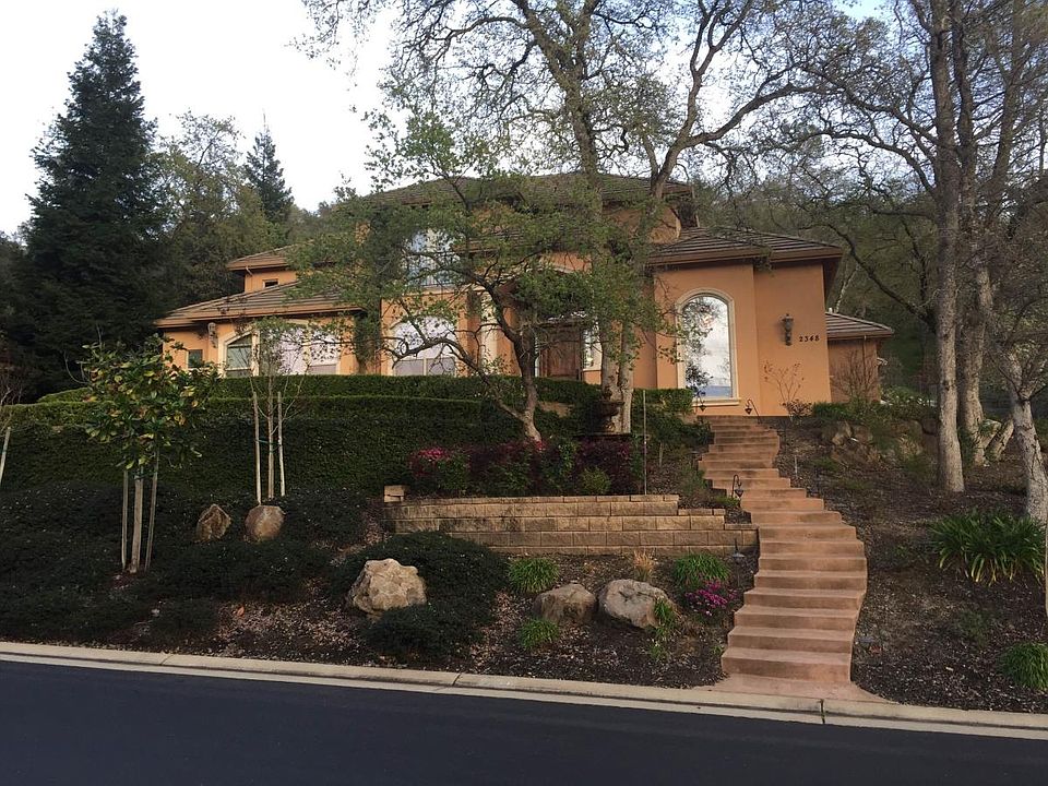 1st image of 2348 Clubhouse Dr