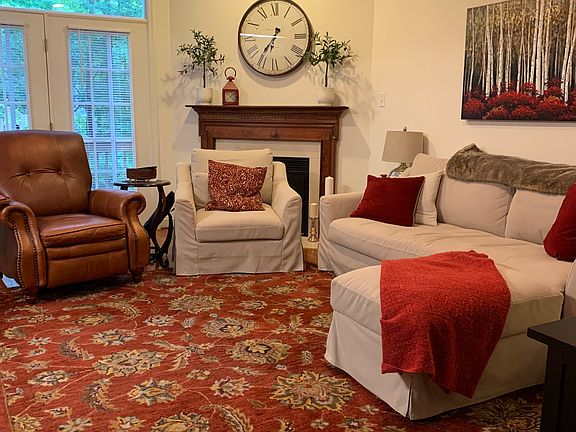 Family Room (open to kitchen)