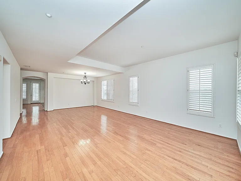 7455 Chanteclair Ct — Photo 5