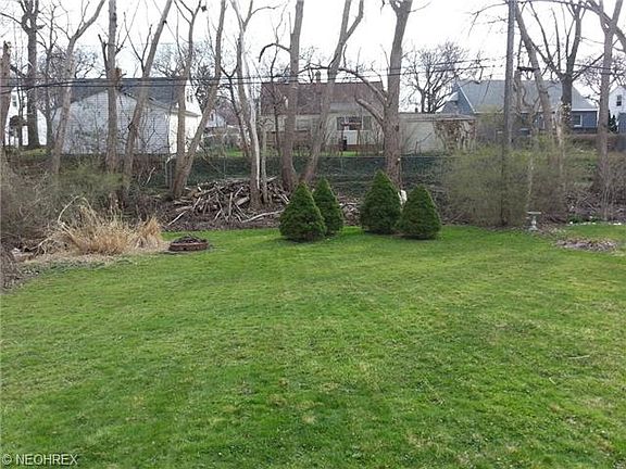 5th image of 1628 Curry Dr
