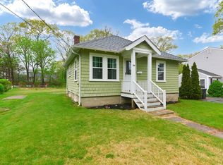 84 Van Kleeck Rd, Millis, MA 02054