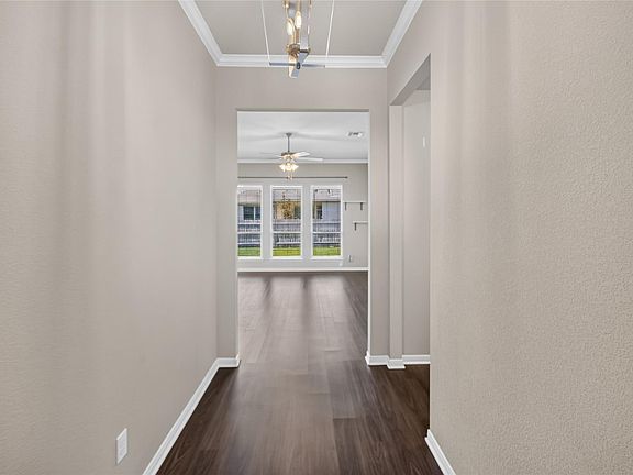 3rd image of 7307 Rosado Dr