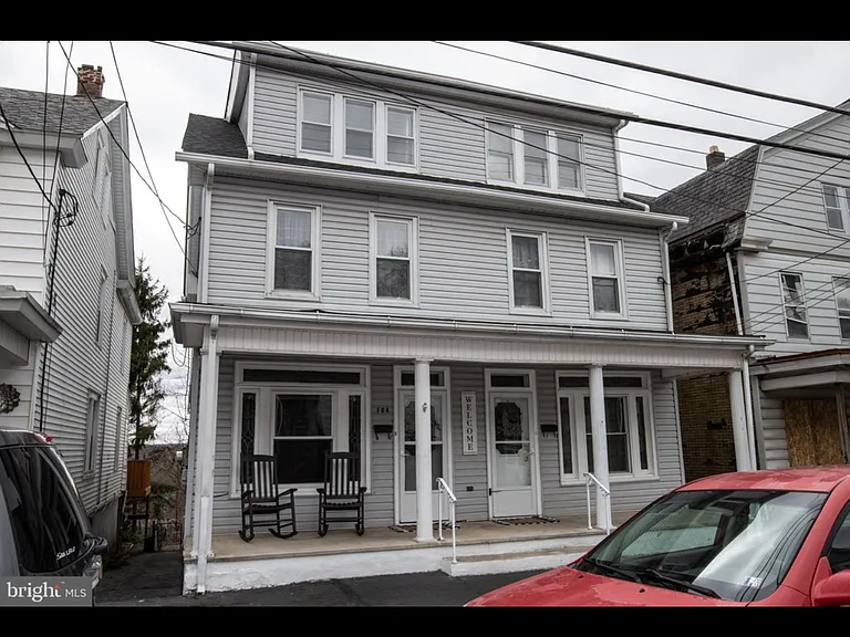 102 Schuylkill Ave — Photo 1