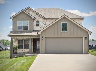 350 Frontier Dr, Clarksville, TN 37043