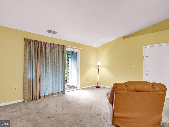 4th image of 1201 Friars Wood Ct Unit 302