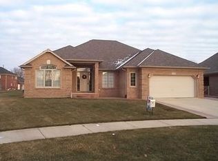 47764 Laredo Place Dr, Macomb, MI 48044