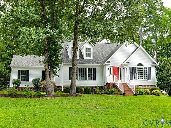 2nd image of 10107 Grovecrest Ct