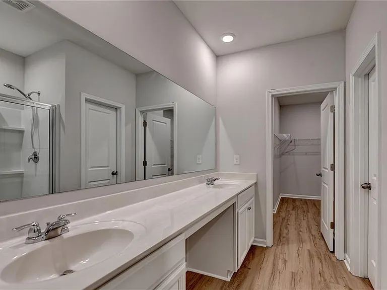 175 Grey Falcon Ave — Photo 14