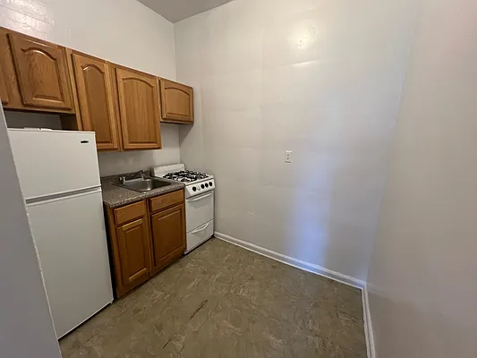 Rented by Manhattan Flats | media 15