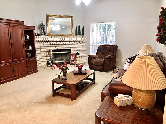 5th image of 4208 Highgrove Dr