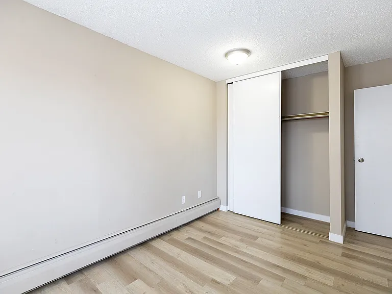 11611 Oakfield Dr SW — Photo 37