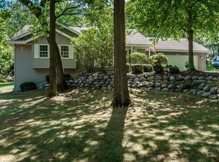 6600 N Alpine Dr, Byron, IL 61010