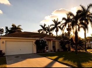 461 SW McComb Ave, Port Saint Lucie, FL 34953