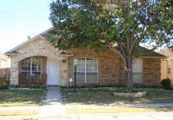 3rd image of 1721 Creekway Dr