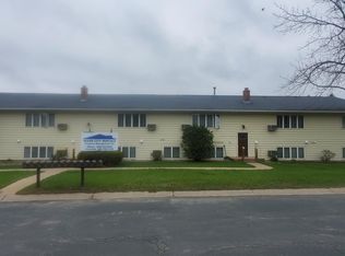1112 Oakview Dr #9, Saint Charles, MN 55972
