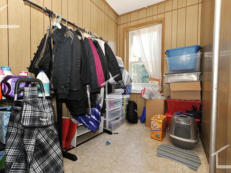 15 Strathmore Rd #4 — Photo 17