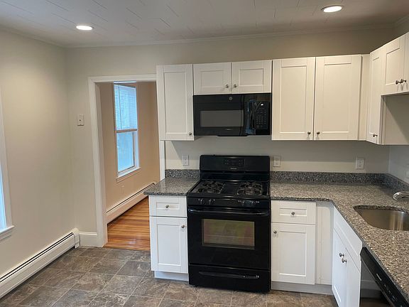 5th image of 10-12 Harrison Ave #2B-1BA-950SQFT