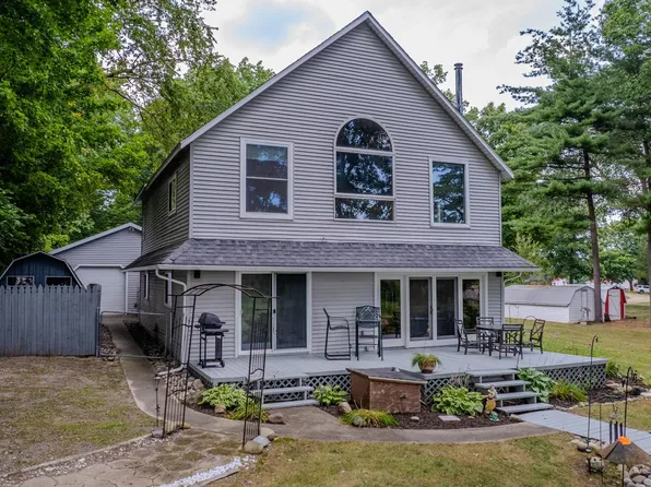 1371 Hughes Dr, Beaverton, MI 48612