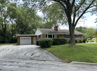 9431 W Marion St, Wauwatosa, WI 53222