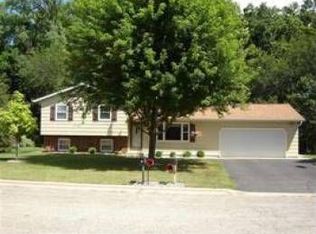 705 Evergreen Dr, Holmen, WI 54636