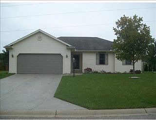 5th image of 23182 Oakleaf Dr S