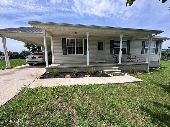 2nd image of 116 Twelve Oaks Dr