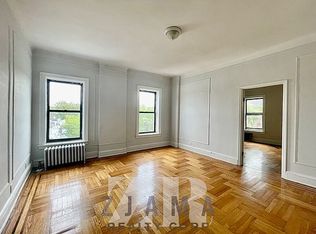 195 Kingston Ave APT D2, Brooklyn, NY 11213
