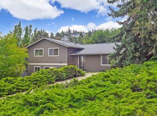 1161 Ashland Mine Rd, Ashland, OR 97520