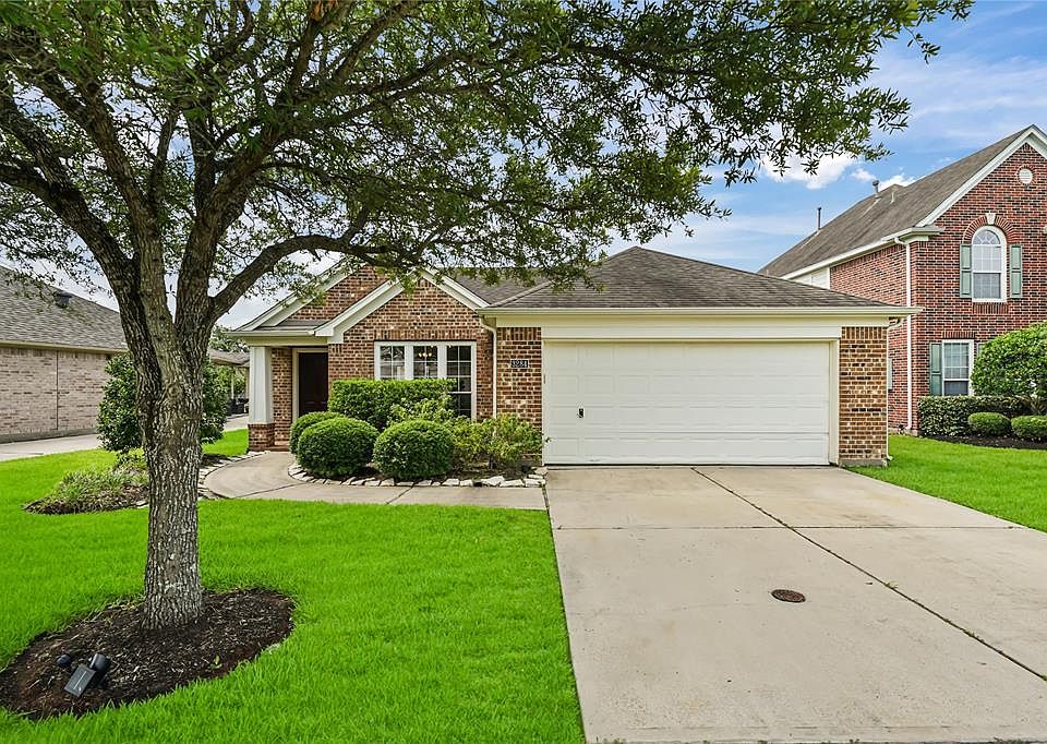1st image of 3284 Park Falls Ln
