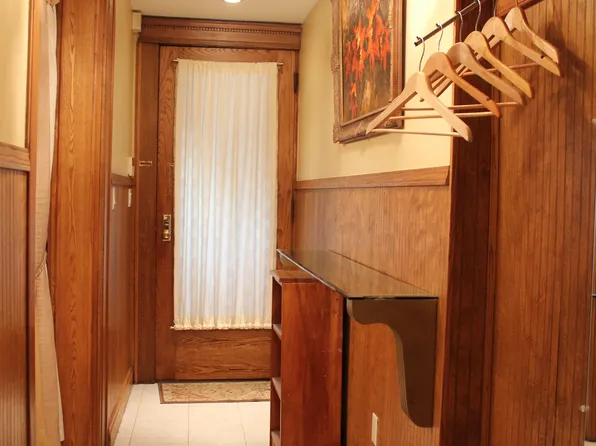 8515 109th St, Richmond Hill, NY 11418