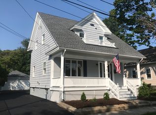 72 Washburn Ave, Rumford, RI 02916