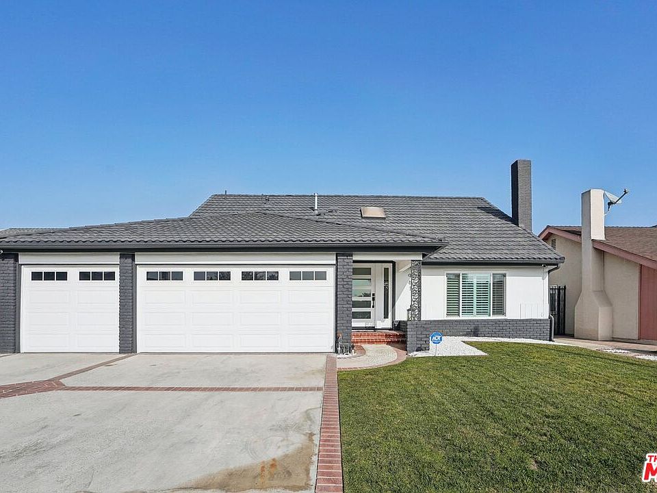 1st image of 961 Stonebryn Dr