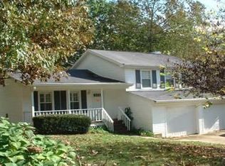 9130 Pine Tree Cir, Gainesville, GA 30506