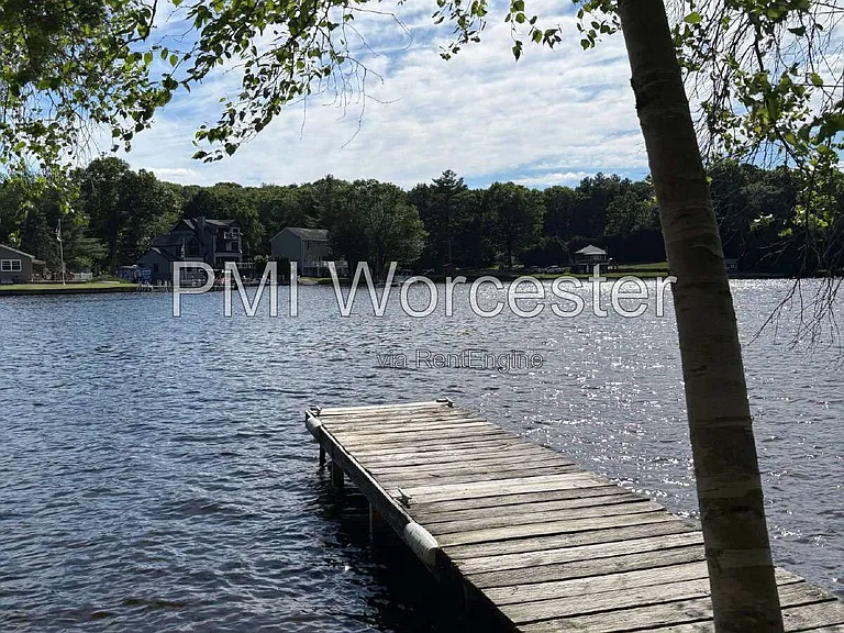 18 Lake Ave — Photo 3