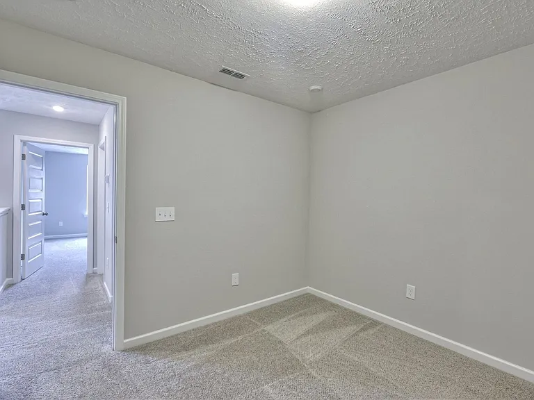 203 Creek Wood Rd — Photo 29