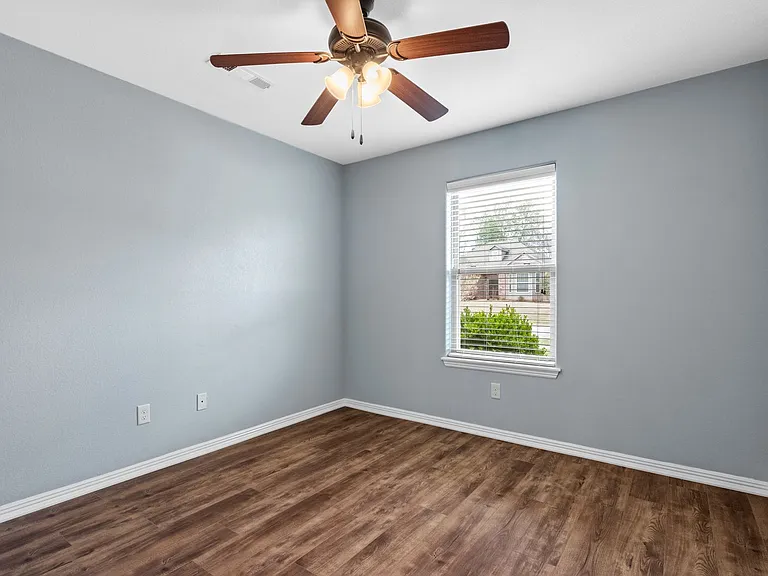 1166 S Blue Willow Ave — Photo 23