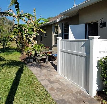 4th image of 241 Venice Palms Blvd